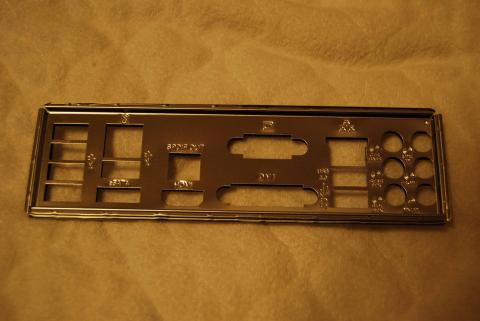 I/Oパネル 全部シルバーなので、ちょっとわかりにくい。