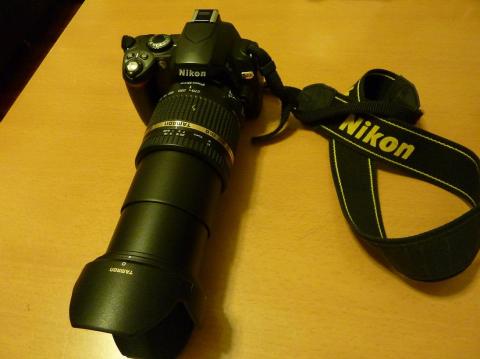 望遠時は、結構長くなる