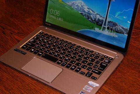 これがUltrabookかぁ・・・