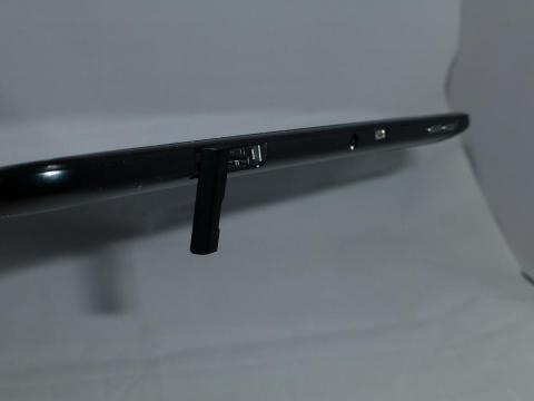 マイクロSDはキャップ式@TZ30