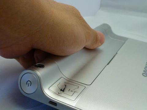 スタンドを開くときはこのようにしましょう