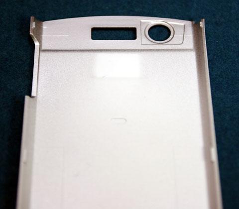 上部赤外線用穴の下部分の四角