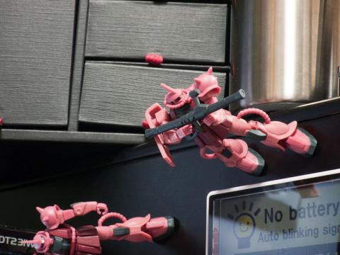 ISO 100、絞り 全絞り、露出時間 8秒