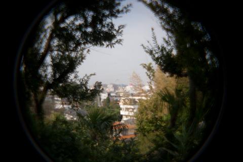 1/100秒、ISO 400、0 EV