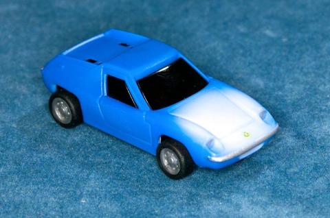 ボンネットを数秒触ったところ