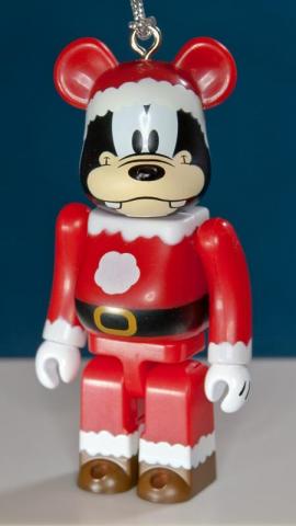 5.グーフィー サンタVer.