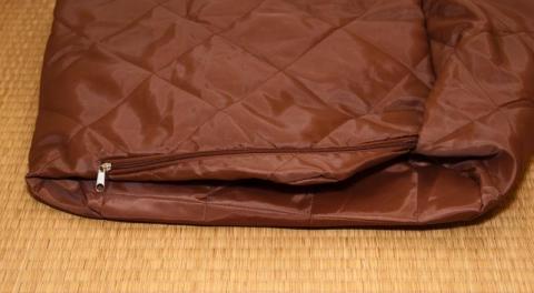 アンダーシェラフ 足先