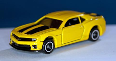 トランスフォーマートミカ バンブルビー リベンジver.