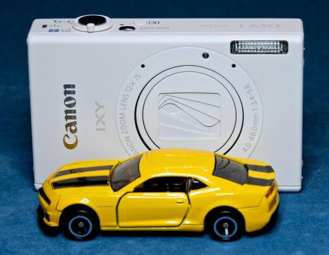 トミカとのサイズ比較