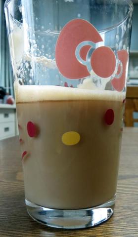 スパークリングコーヒーミルク