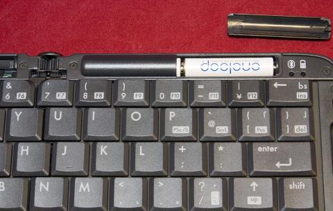 単四電池 2本使用