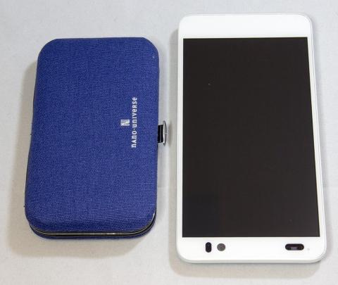 スマホより小さい