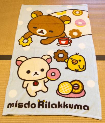 (暖色系ライトのせいで色が・・・)