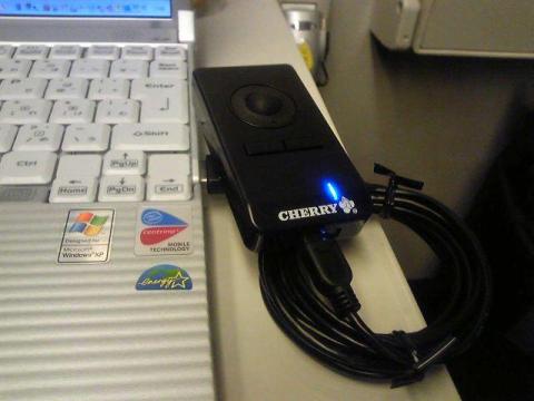 まだケーブルタイは解いてません