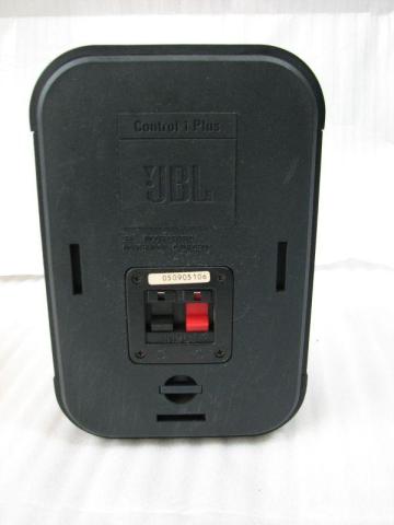 ワイヤー通す穴が...