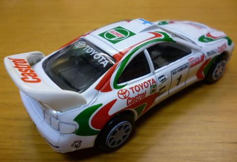 6代目セリカはどっちかというとフロントからより、バックシャンだな