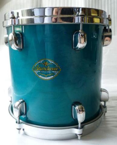 口径10インチ、深さ10インチの完全スクエア