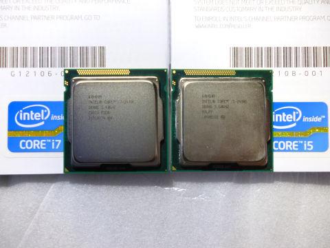 ともにLGA1155のため、外見の差は刻印のみ