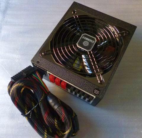 ボディいっぱいにファンがつく