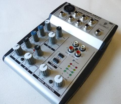 弁当箱のようなコンパクトさ