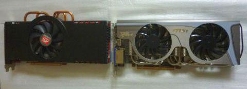 左側のRH5850はヒートパイプが横に張り出してる!