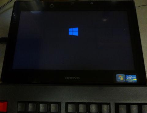 Microsoft新CIと同じく波打っていない窓キターーーーーーーーww