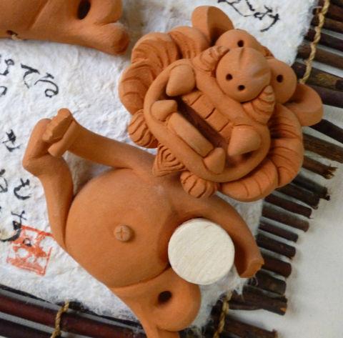 ちょっとひょうきんなお顔ですw