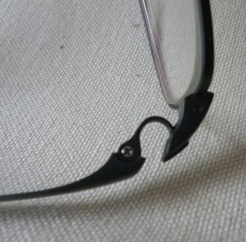 999.9はやっぱりこのヒンジがないとネ!