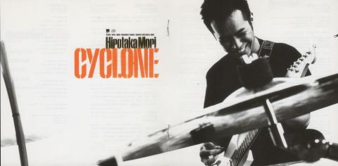 このライヴっぽい写真がイイ!!