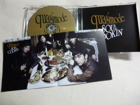 当然?「Summer Madness」のPVが入ったDVD付の初回盤でございますw