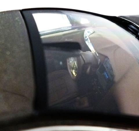 ブラウンレザーに蒼白いメーターという色合いは、パリのエスプリ?←意味不明