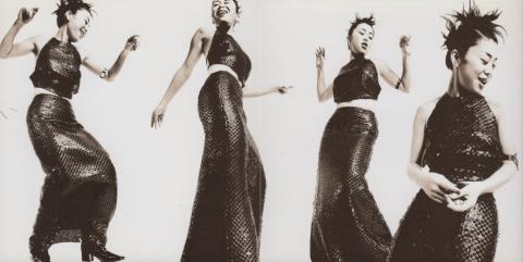 この連続写真もおもしろいなぁ..