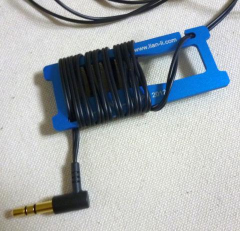 コード「だけ」は安っぽいこのイヤホンならOK orz