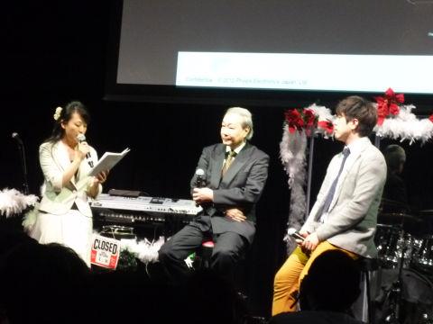 PHILIPSオーディオとP9について熱く語る森下さん(中央)と佐野さん(右)