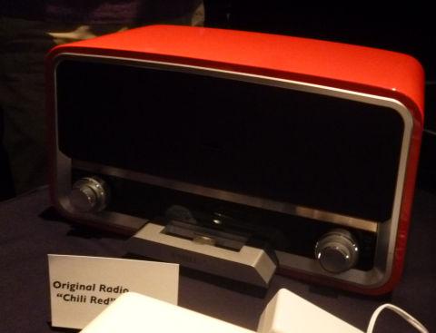 トースターではない、iPhoneのドック装備のスピーカーw