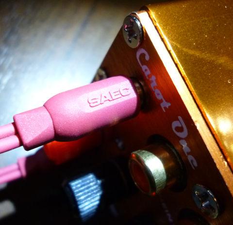 SAECの特注ケーブル