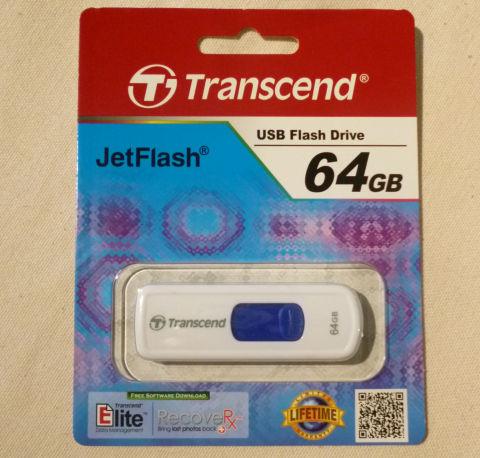 装丁はちょっと日本人的感覚ではないね。