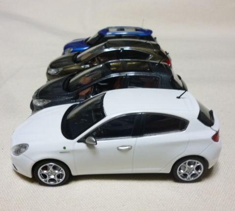 フロントとリアの寝かせ方からは居室は狭くない