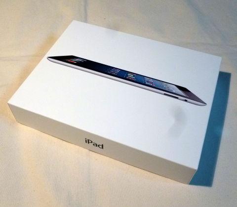 あえて正面からの画像でなく、薄さを強調した絵を使い...