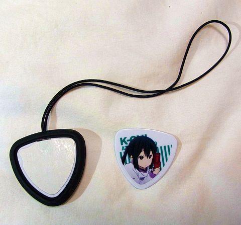 表側(貼付前=両面テープの保護シートもはがしていない)