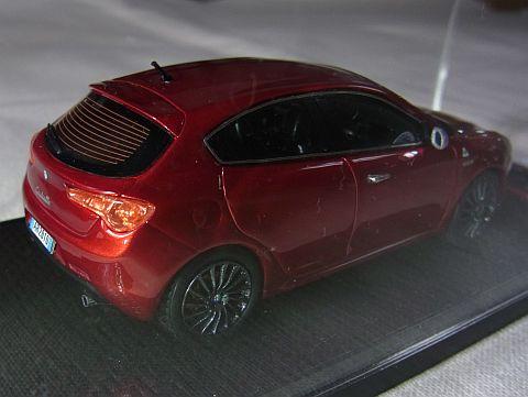 ホイールはガンメタの“Turbina”