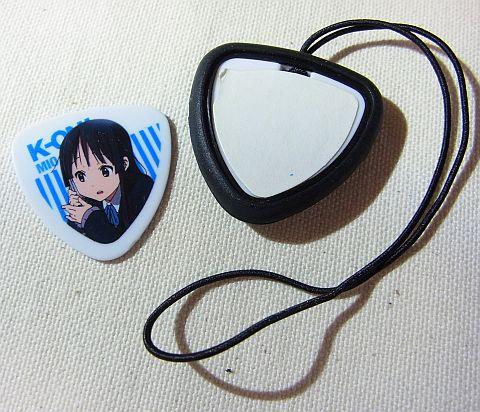 貼り付け前の「表」側。