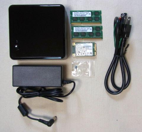 ネジはmSATA SSD付属の固定ネジ(後で不要と判明)