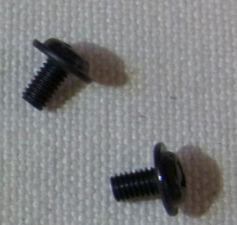 ワッシャーと一体化したネジ