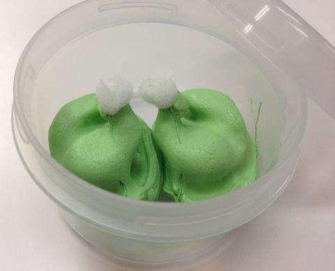 こういうのを渡されるので持って行く(か輸送する)