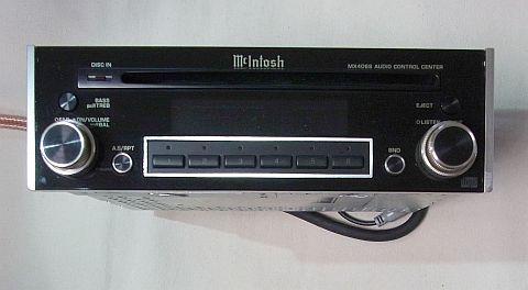 この左右対称なデザインが意匠。