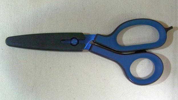 鋏で「青」というのがイカしてる!←死語