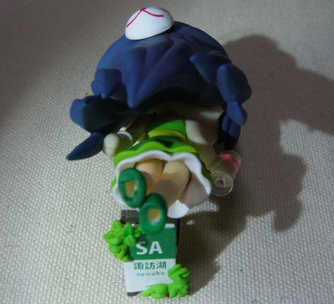 い・・いや、果物ワインを飲むと気が緩んでしっぽが出る、と聞いたので、その確認をば....