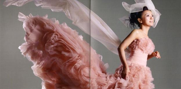 相変わらずおきれいですなぁ..