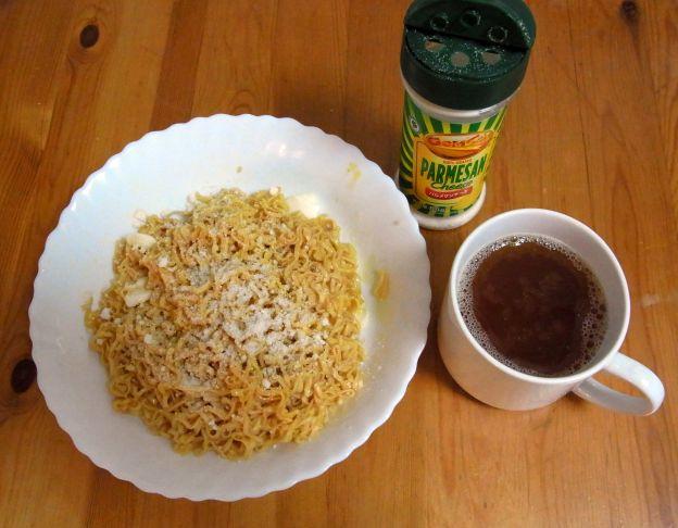 4)このままでも美味しいんだけれど、粉チーズを添加w